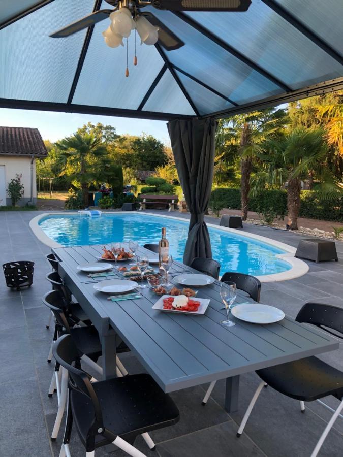 Villa Bergerac Avec Piscine Exterior foto